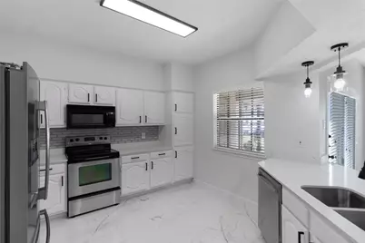 2835 Keller Springs Road #903, Carrollton, TX 75006 - Photo 5
