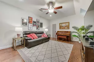 6813 Vista Ridge Dr E, Fort Worth, TX 76132 - Photo 35