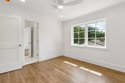 13907 Carillon Drive, Dallas, TX 75240 - Photo 25