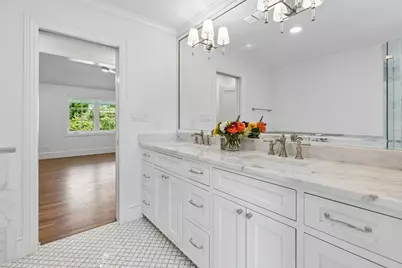 13907 Carillon Drive, Dallas, TX 75240 - Photo 17