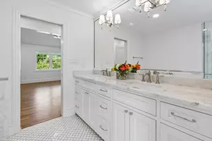 13907 Carillon Dr, Dallas, TX 75240 - Photo 17