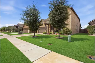 728 Ruellia Street, Weatherford, TX 76086 - Photo 3