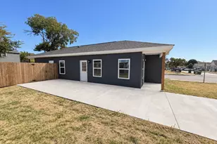 1137 Stella St, Fort Worth, TX 76104 - Photo 15