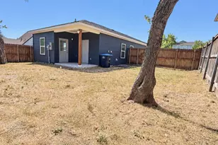 1137 Stella St, Fort Worth, TX 76104 - Photo 17