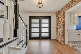 2114 Coral Dr, Arlington, TX 76010 - Photo 5