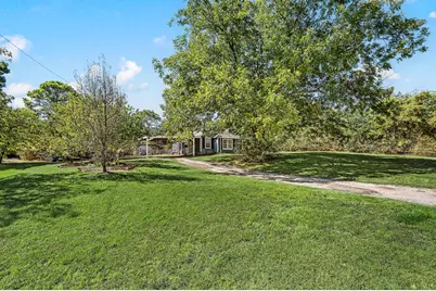 309 E 1st Street, Keene, TX 76059 - Photo 3