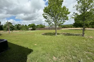 1085 Highland Cir, Springtown, TX 76082 - Photo 23