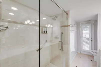 612 W Northgate Drive, Irving, TX 75062 - Photo 37