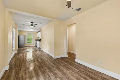 2013 Andrew Avenue, Fort Worth, TX 76105 - Photo 7