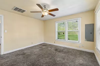 2013 Andrew Avenue, Fort Worth, TX 76105 - Photo 15