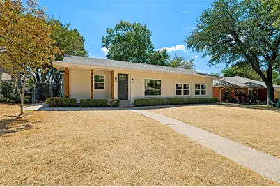 4462 Preston Circle, Cockrell Hill, TX 75211 - Photo 1