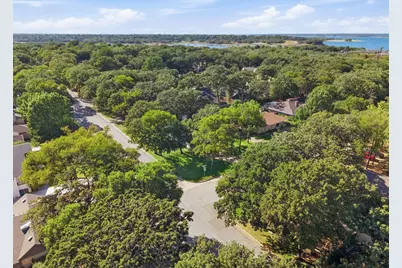 2311 Bluebird Court, Grapevine, TX 76051 - Photo 27