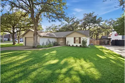 2311 Bluebird Court, Grapevine, TX 76051 - Photo 7