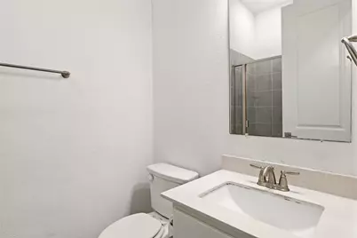 239 Woodson Street, Irving, TX 75063 - Photo 9