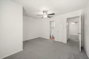 929 W Hickory St, Denton, TX 76201 - Photo 21