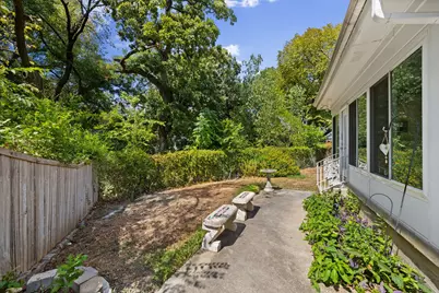 3431 Kiesthill Drive, Dallas, TX 75233 - Photo 31