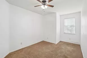 11100 Dunlavin Ct, Fort Worth, TX 76052 - Photo 19