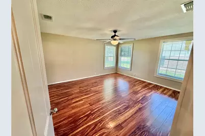 417 Putman Street, Sulphur Springs, TX 75482 - Photo 3