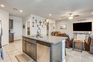 432 Windsail Ln, Azle, TX 76020 - Photo 15