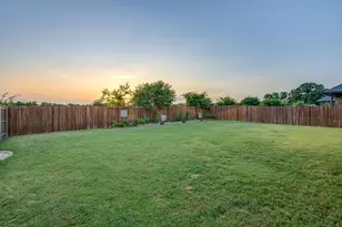 117 Mockingbird Hl Dr, Joshua, TX 76058 - Photo 37