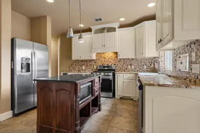 17015 Stonebriar Road, Woodway, TX 76712 - Photo 11
