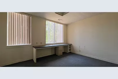 1100 S Austin Avenue, Denison, TX 75020 - Photo 9