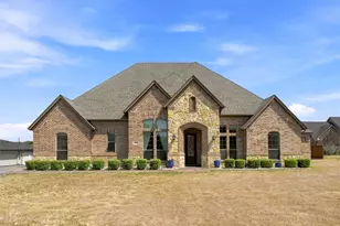 1810 Indian Ridge, Oak Leaf, TX 75154 - Photo 1
