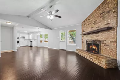 405 Sixpence Lane, Euless, TX 76039 - Photo 5