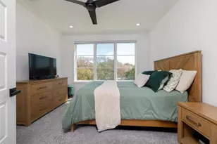 449 S Rayner St, Fort Worth, TX 76111 - Photo 27