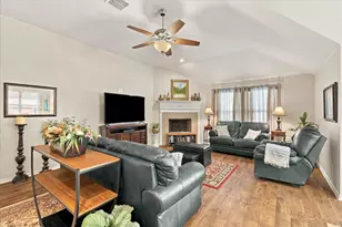 2504 Hadley St, Weatherford, TX 76087 - Photo 5