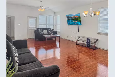 1805 Overlook Drive, Lancaster, TX 75146 - Photo 9