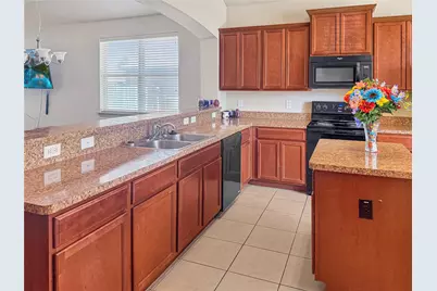 1805 Overlook Drive, Lancaster, TX 75146 - Photo 3