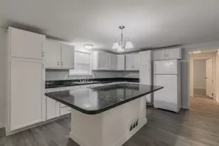 1708 Hilltop Ln, Keller, TX 76262 - Photo 7