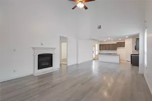 1816 Ferguson Ln, McKinney, TX 75071 - Photo 5