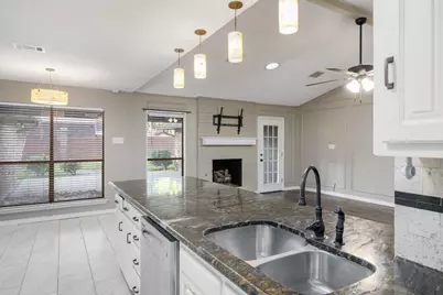 2017 Iron Horse Court, Arlington, TX 76017 - Photo 13