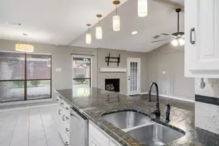 2017 Iron Horse Ct, Arlington, TX 76017 - Photo 13