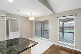 2017 Iron Horse Ct, Arlington, TX 76017 - Photo 9