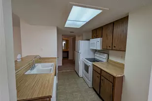 7431 Holly Hill Dr, Dallas, TX 75231 - Photo 7