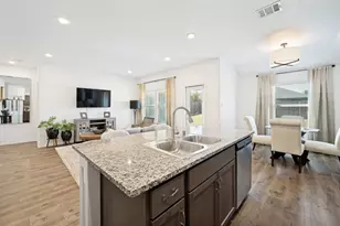 816 Alton Dr, Aubrey, TX 76227 - Photo 13