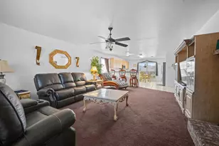 717 Eldorado Dr, DeSoto, TX 75115 - Photo 7