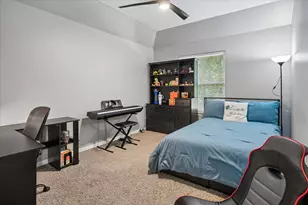 7525 Cedar Elm Dr, Irving, TX 75063 - Photo 27