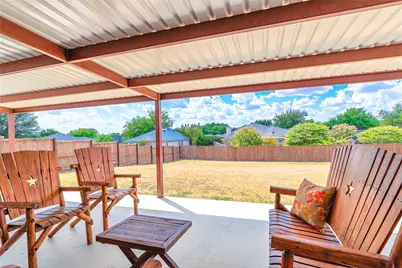 521 N Avenue Avenue E, Springtown, TX 76082 - Photo 1