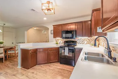 521 N Avenue E, Springtown, TX 76082 - Photo 7