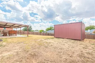 521 N Ave E, Springtown, TX 76082 - Photo 29