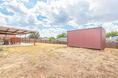 521 N Avenue Avenue E, Springtown, TX 76082 - Photo 9