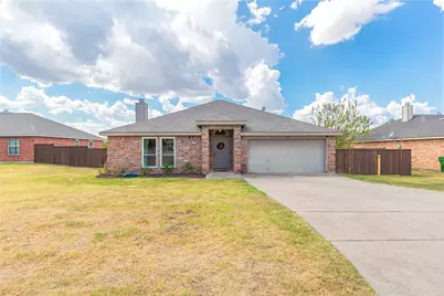 521 N Avenue Avenue E, Springtown, TX 76082 - Photo 3