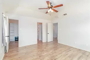 521 N Ave E, Springtown, TX 76082 - Photo 13