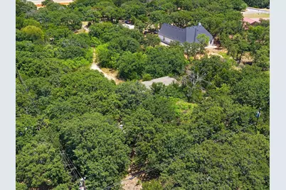 5613 Thousand Oaks Drive, Joshua, TX 76058 - Photo 9