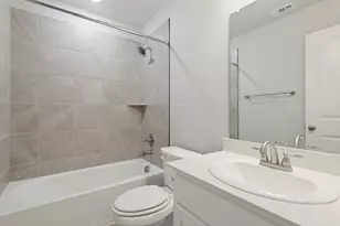 6815 Jade Dr, Greenville, TX 75402 - Photo 11