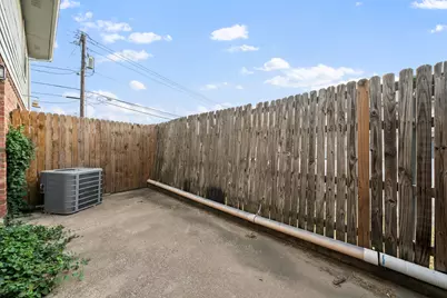 929 W Hickory Street #A15, Denton, TX 76201 - Photo 23
